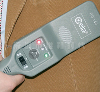 進口手持金屬探測儀