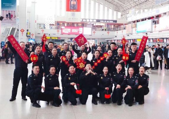 安檢門廠家：烏機場分公司安檢總站“大漠班組”愛心慰問養(yǎng)老院